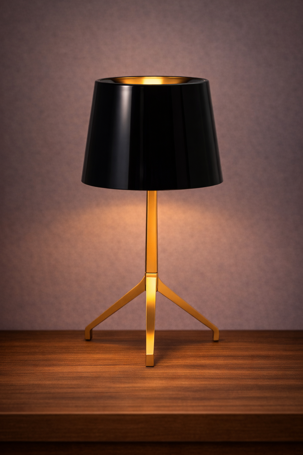 Lámpara de mesa mod. AM585